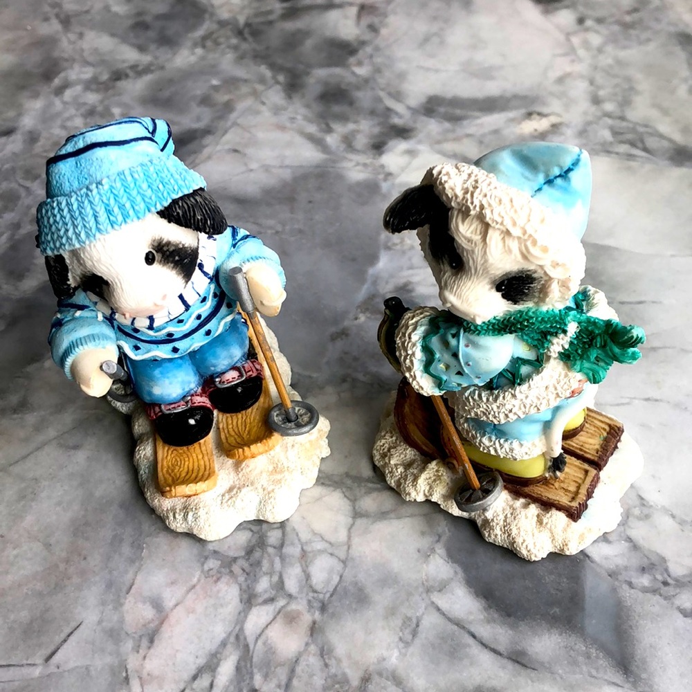 Mary’s Moo Moos Skiing Figures